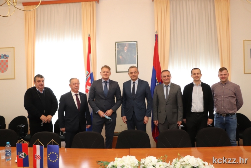 Potpisivanje ugovora javno linijski prijevoz 1