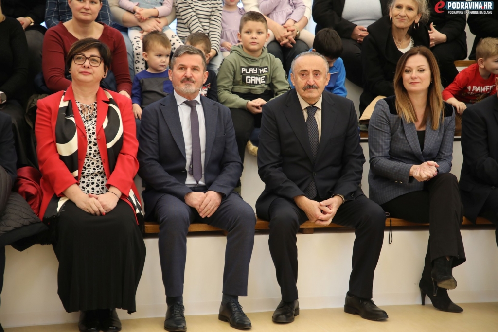 Gola otvorenja vrtica 41