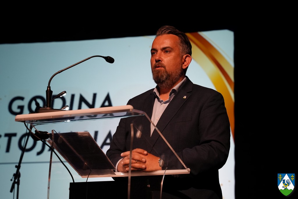 KKZ04774