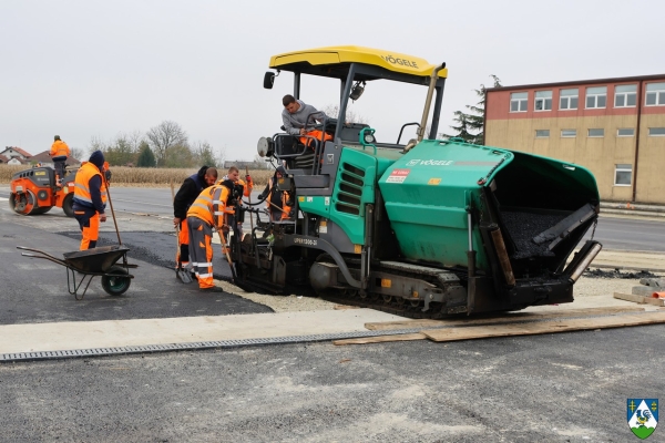Župan obi&scaron;ao radove na rekonstrukciji &scaron;kolskog igrali&scaron;ta u Virju