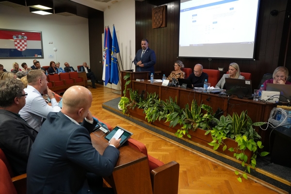 Održana 8. sjednica Županijske skup&scaron;tine - usvojene odluke važne za financijsko upravljanje, energetsku učinkovitost, turizam, socijalnu skrb, digitalizaciju, civilno dru&scaron;tvo i razvoj infrastrukture