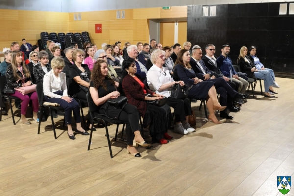 Županijska Udruga slijepih uz prigodni program obilježila Majčin dan