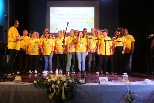 Udruga Maslačak koncertom proslavila tri i pol desetljeća rada