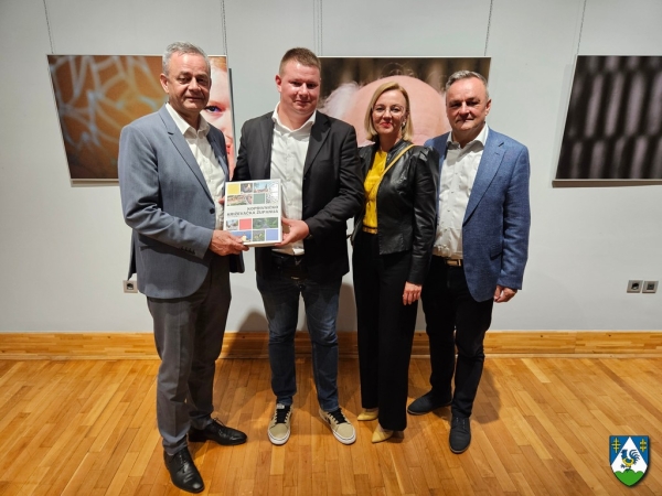 U Galeriji Koprivnica otvorena samostalna izložba Ivana Brkića Digitalno doba