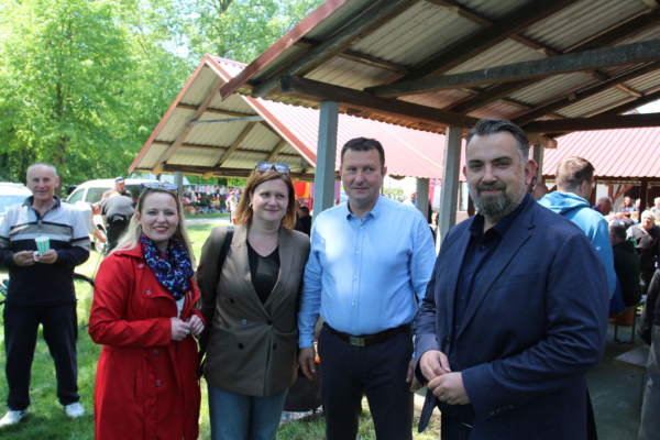 Novovirovska fi&scaron;ijada na izleti&scaron;tu Čarda privukla brojne posjetitelje