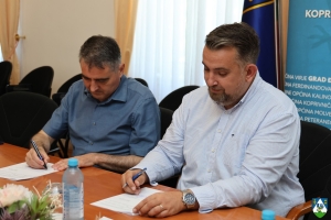 Nastavlja se s projektom javnog linijskog prijevoza – potpisani ugovori vrijedni 3,8 milijuna eura 