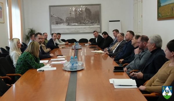 Na sastanku s načelnicima i poljoprivrednicima dogovoreni koraci u rje&scaron;avanju problema &scaron;tete od divljači