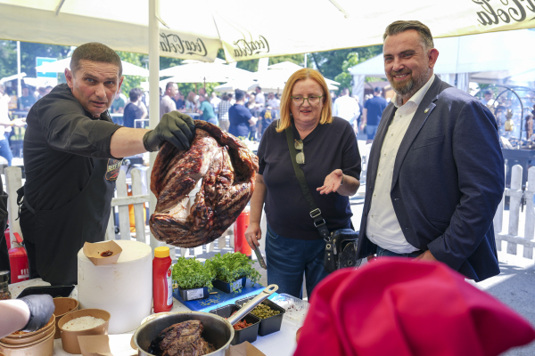 U Križevcima održan Gastro Beef Fest Križevci 2026. - manifestacija posvećena promociji domaće proizvodnje
