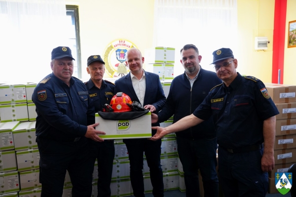 Dobrovoljna vatrogasna dru&scaron;tva s područja županije dobila za&scaron;titne kacige i rukavice