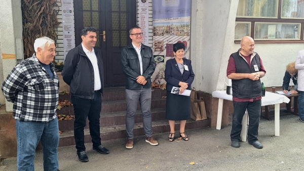 Likovna radionica &bdquo;Peski-Art" i ove godine okupila brojne likovne umjetnike