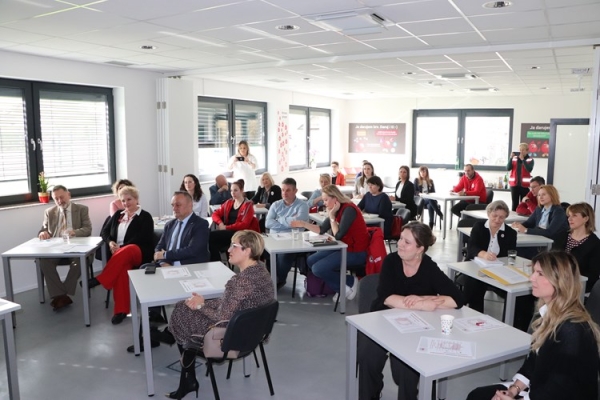 U Koprivnici održana edukacija s ciljem povećanja odaziva na akcije dobrovoljnog davanja krvi