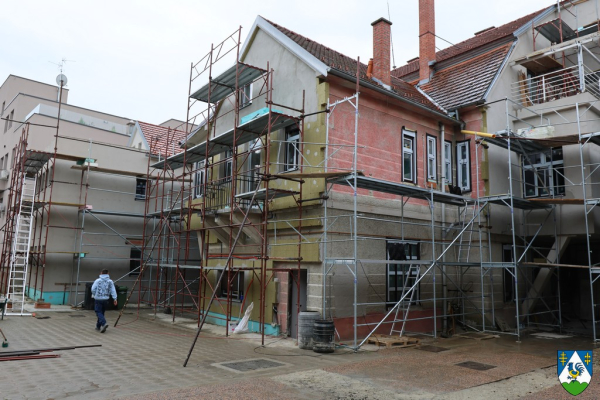Energetski učinkovitiji i suvremeniji prostori županijskih javnih ustanova na Florijanskom trgu u Koprivnici
